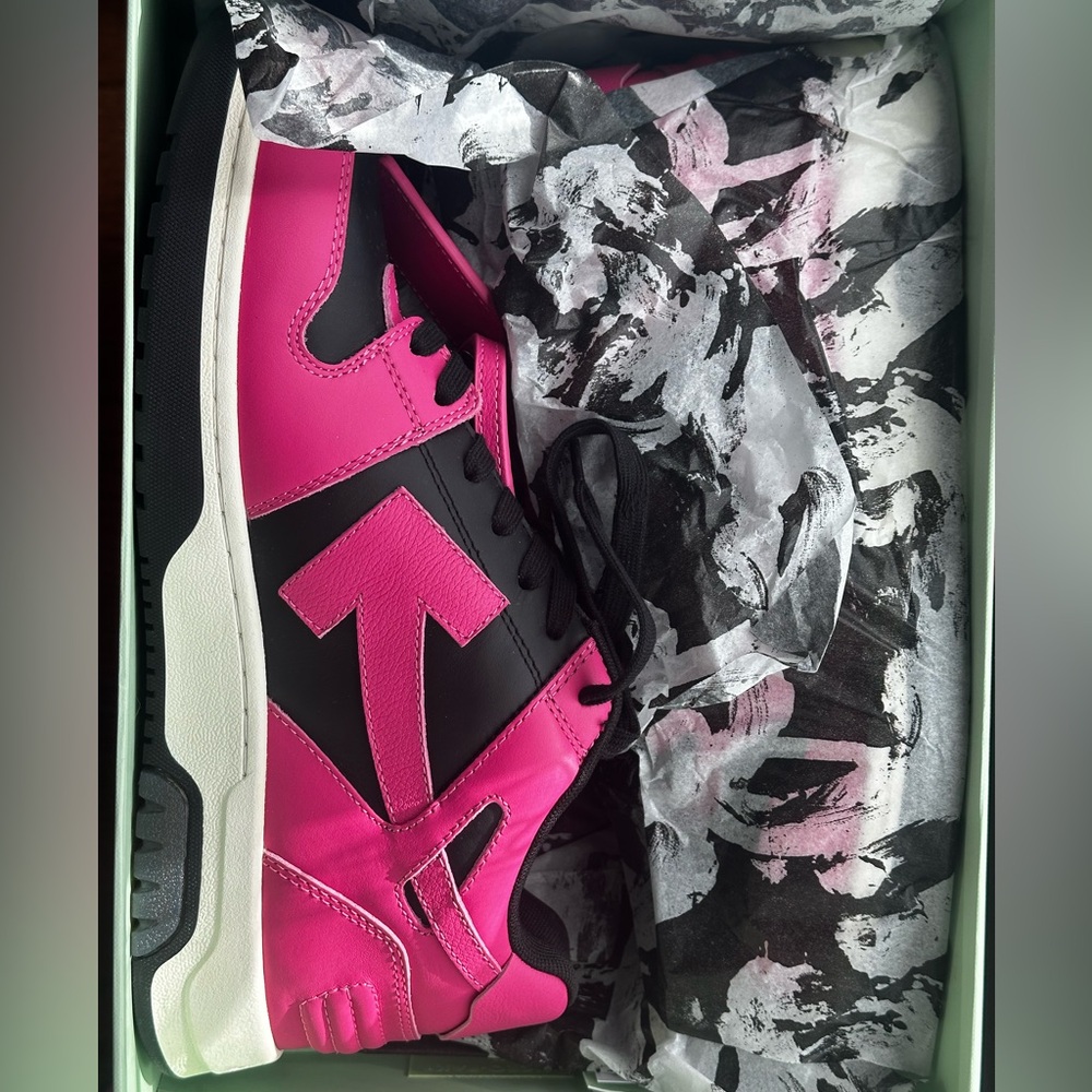 Off White Out Of Office Calf Leather Black Fuchsia